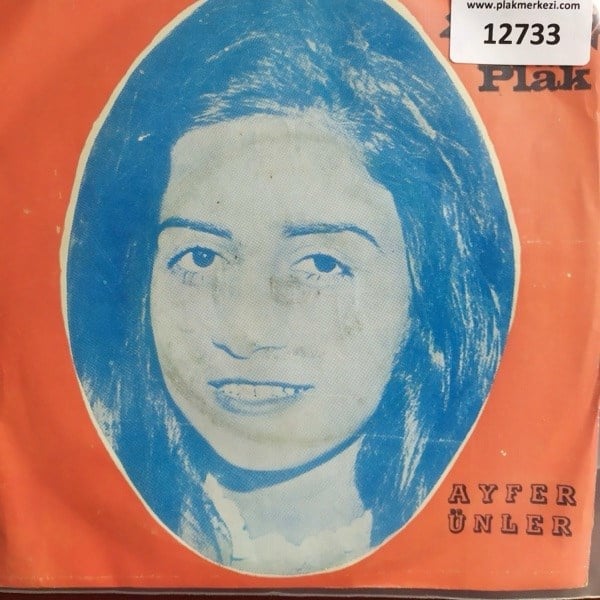 ayfer-unler-senem-gozumun-yasini-sil-d--5f3b-.jpg