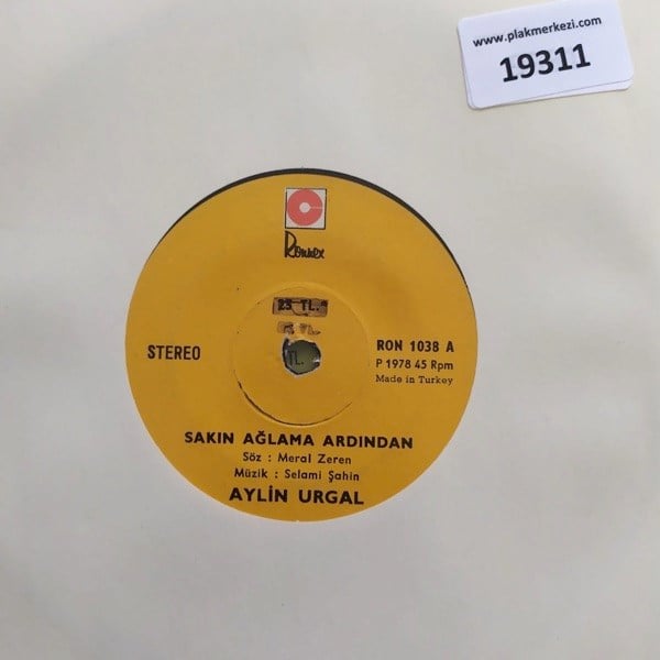 aylin-urgal-sakin-aglama-ardindan-sevg-ce08df.jpg