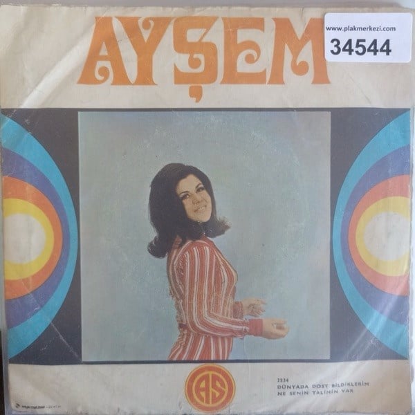 aysem-sadaka-istemiyorum-senden-gururu-7ed3-4.jpg