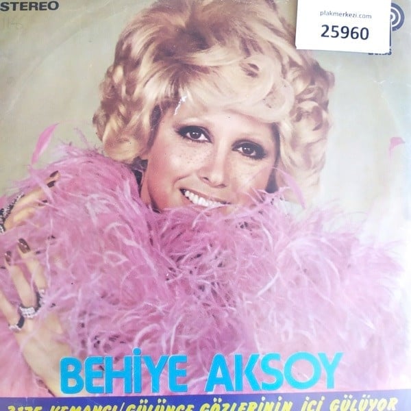 behiye-aksoy-kemanci-gulunce-gozlerini-ecf-4b.jpg