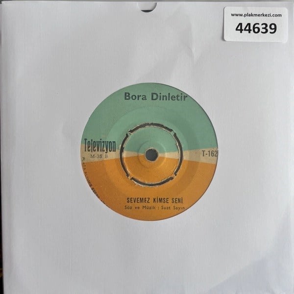 bora-dinletir-sevemez-kimse-seni-aciri-20d937.jpg