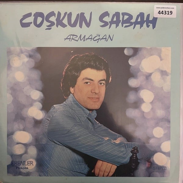 coskun-sabah-armagan-acilir-kapak-turk-56-bf0.jpg