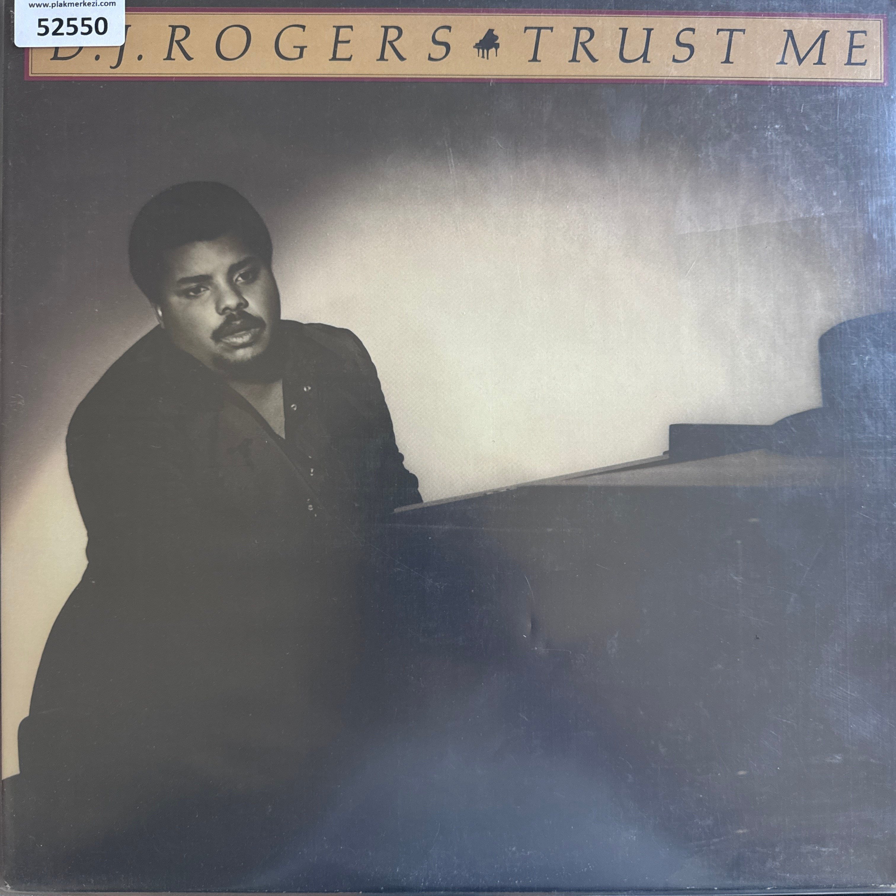 dj-rogers-trust-me-insert-var-1979-ame-5de-8c.jpg