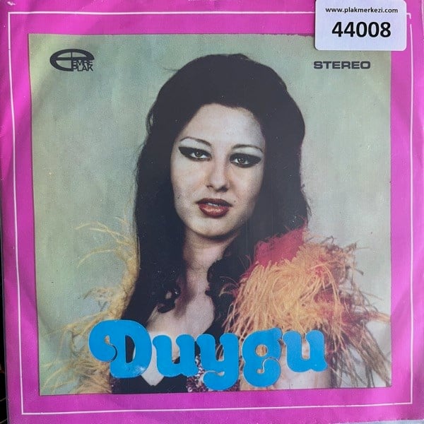 duygu-yalvaris-senden-ozur-dilerim-gon-531f-4.jpg