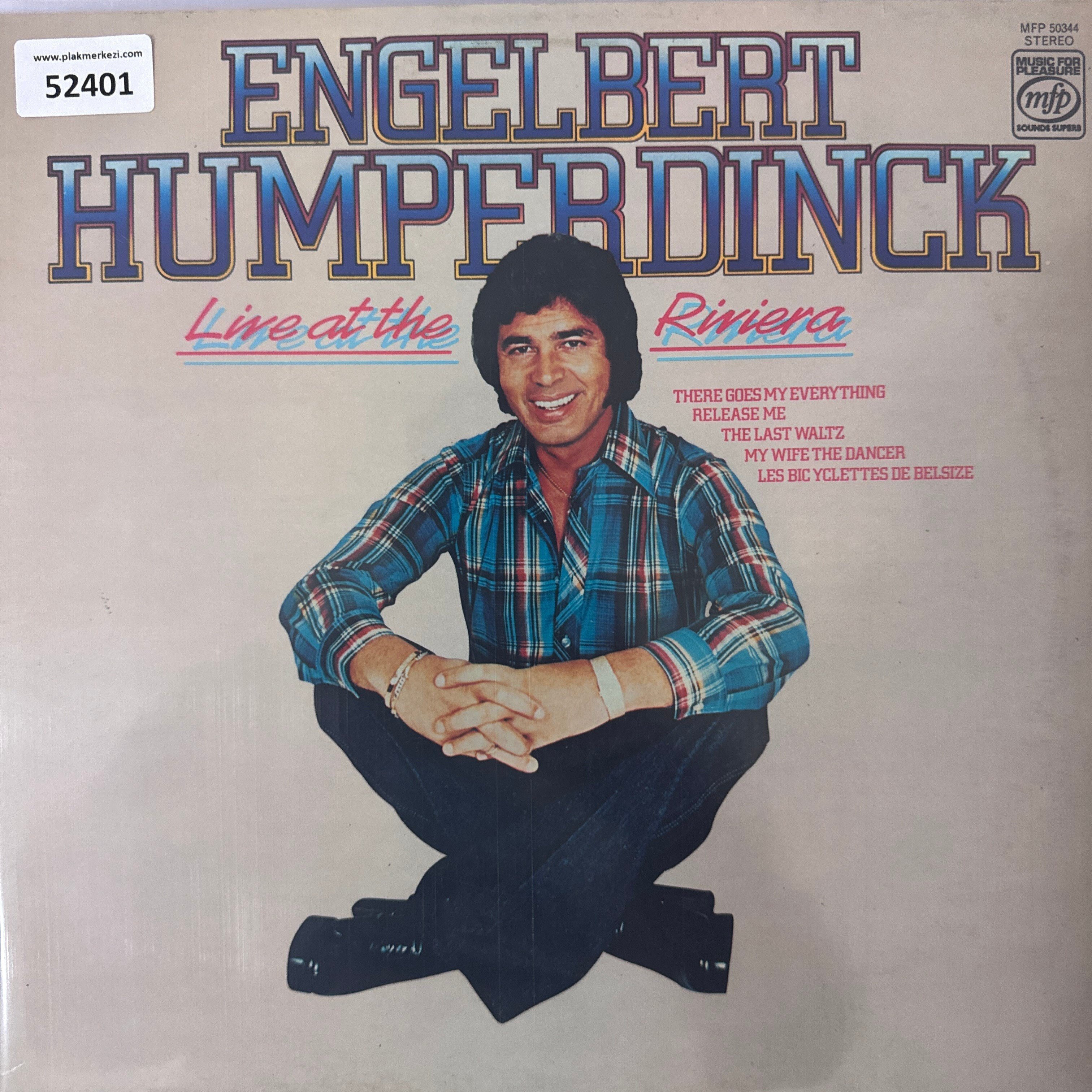 engelbert-humperdinck-live-at-the-rivi-c7-456.jpg
