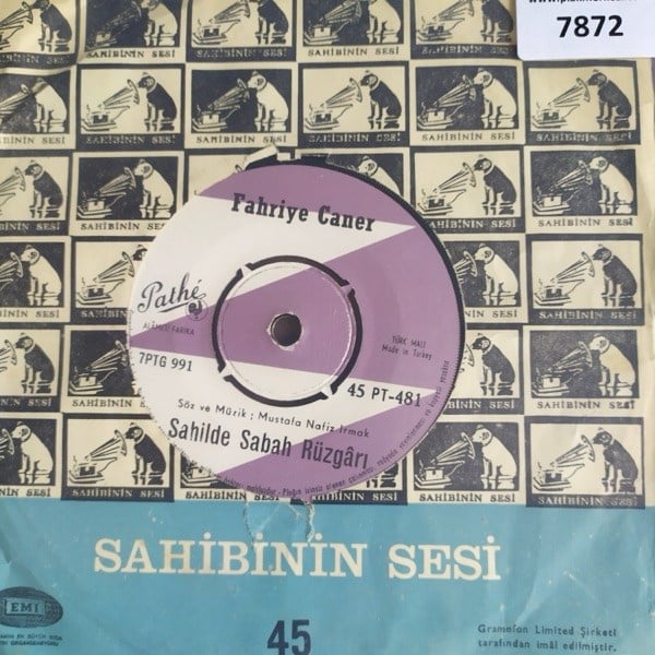 fahriye-caner-sahilde-sabah-ruzgarikal-1c-b49.jpg