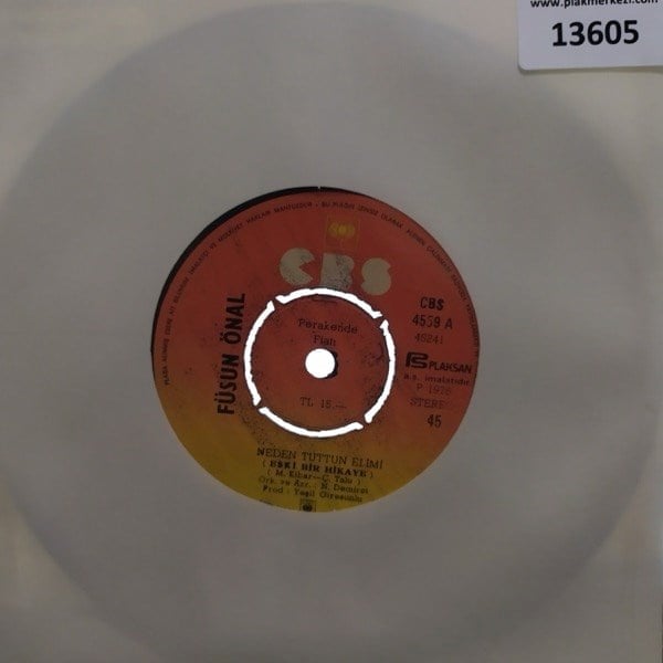 fusun-onal-neden-tuttun-elimi-bunlar-d--7c641.jpg