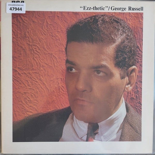 george-russell-ezz-thetic-acilir-kapak-60ff-1.jpg