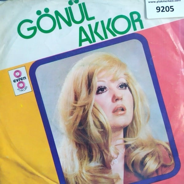 gonul-akkor-oyle-yaktin-ki-benibenim-s-4bf0-a.jpg