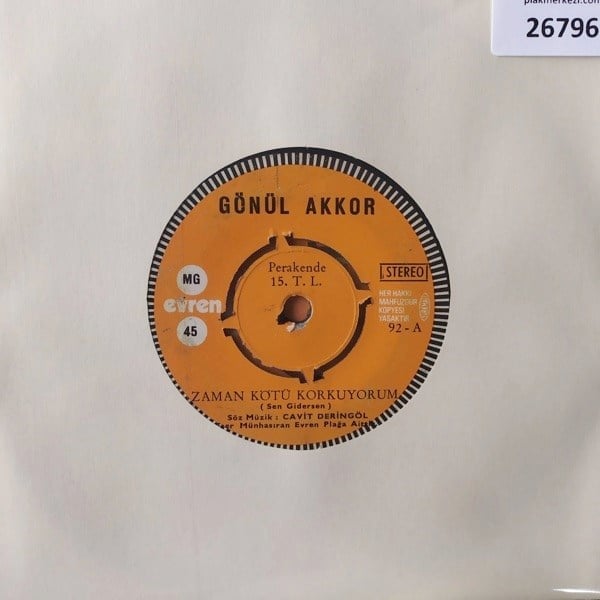 gonul-akkor-zaman-kotu-korkuyorum-kade-450-4f.jpg