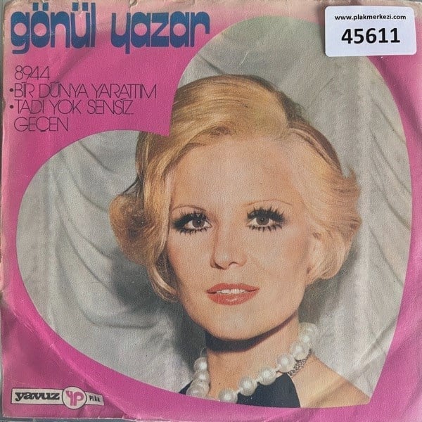 gonul-yazar-bir-dunya-yarattim-tadi-yo--75144.jpg