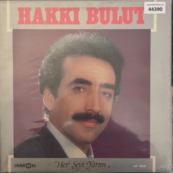 hakki-bulut-her-seyi-yarim-acilir-kapa-73aa3e.jpg