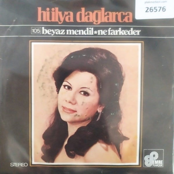 hulya-daglarca-beyaz-mendil-ne-farkede-5fd-94.jpg