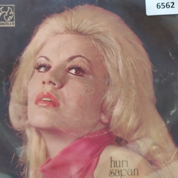 huri-sapan-dertli-gonulgurbetteki-sevg--0189-.jpg