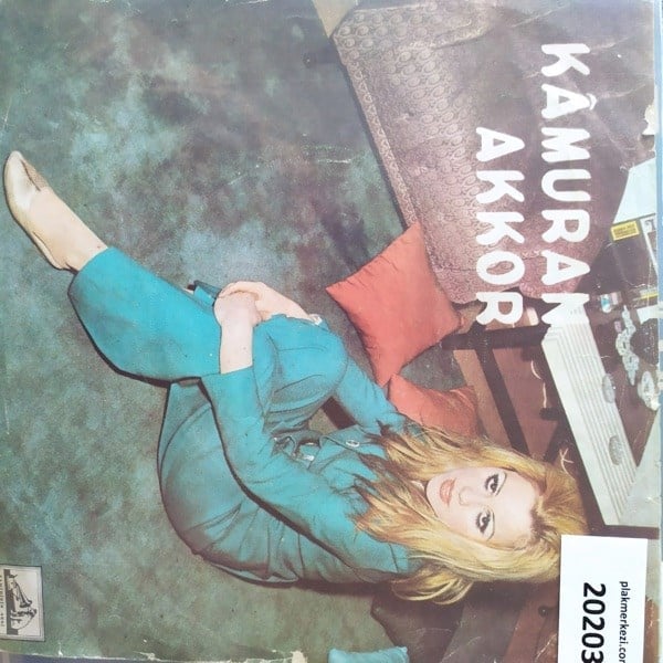 kamuran-akkor-arkadas-yok-aska-paydos---42bf-.jpg