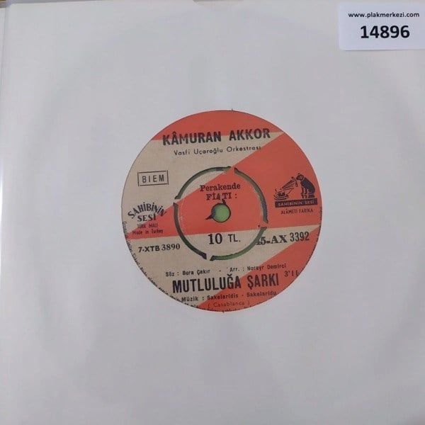 kamuran-akkor-mutluluga-sarki-sen-bask--8250-.jpg