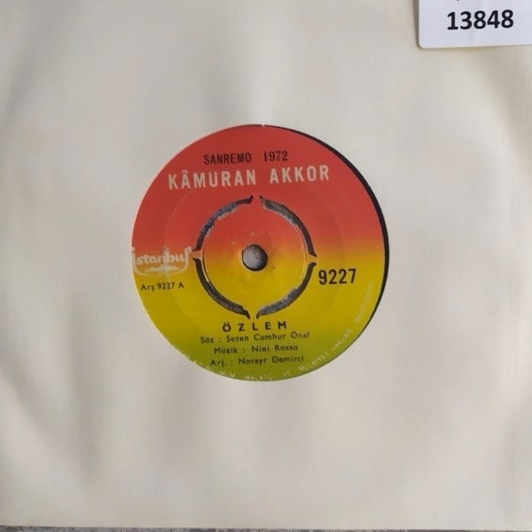 kamuran-akkor-ozlem-sen-nerde-ben-orda-c8-d62.jpg