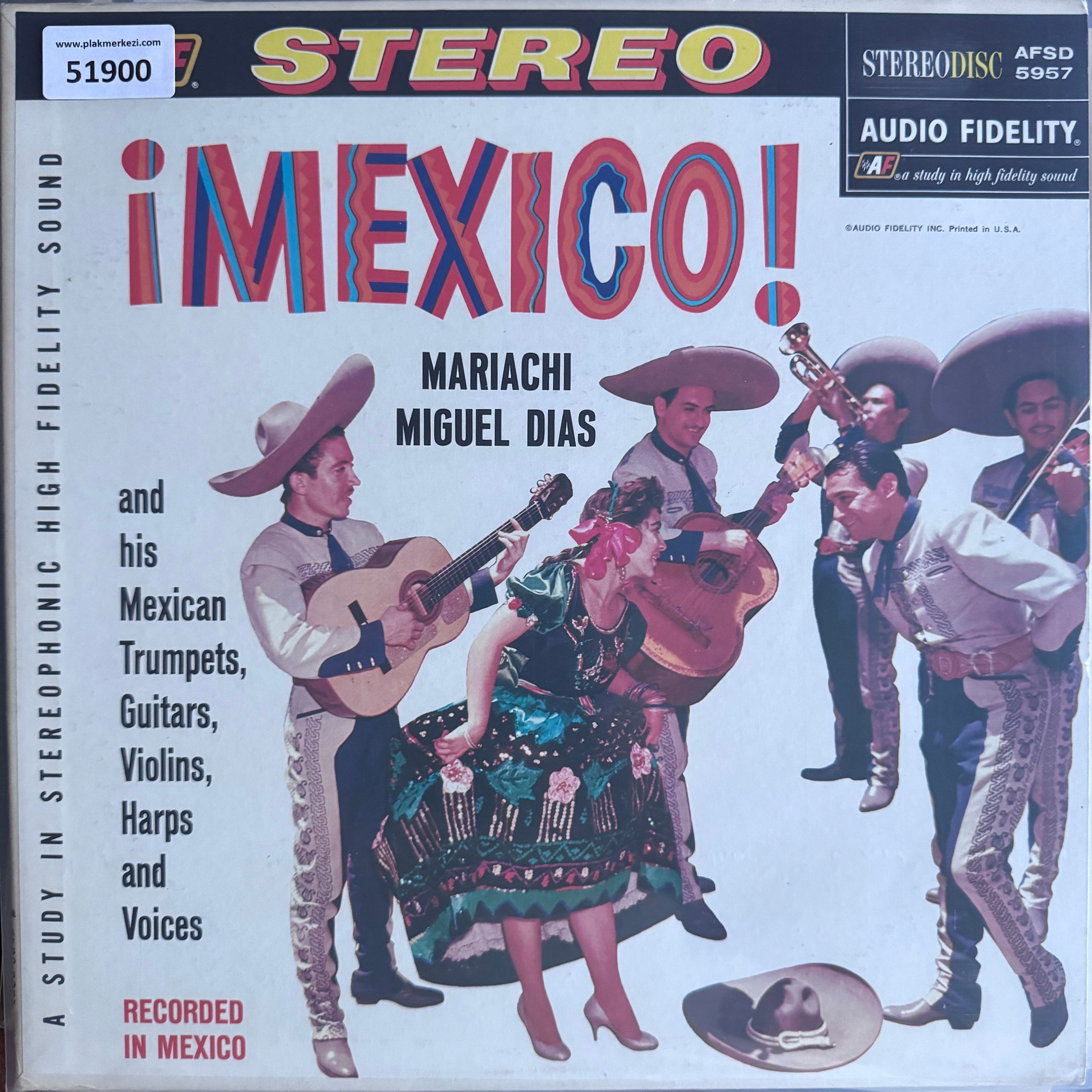 mariachi-miguel-dias-mexico-donem-amer-de646b.jpg