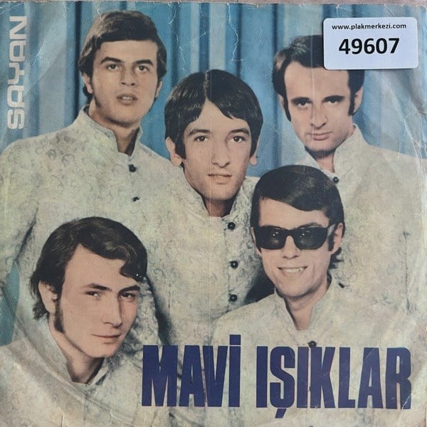 mavi-isiklar-iyi-dusun-tasin-aint-that-32-469.jpg