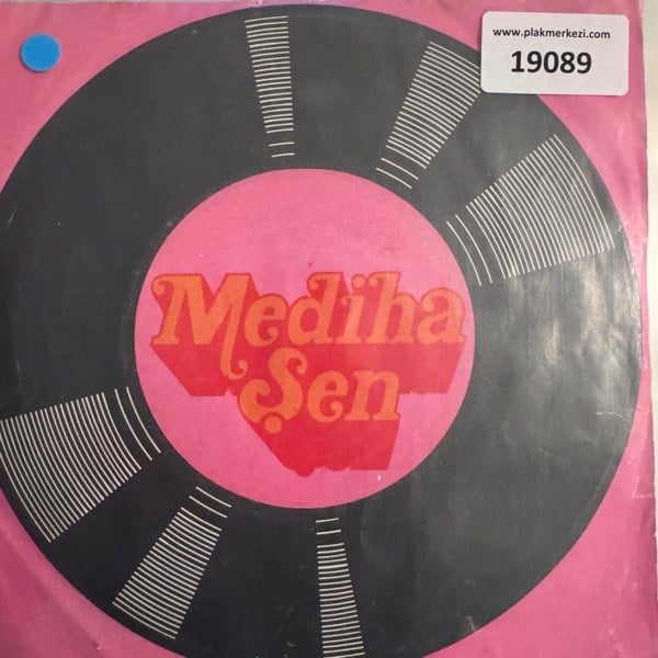 mediha-sen-gozlerin-bir-ask-bilmecesi---4478d.jpg