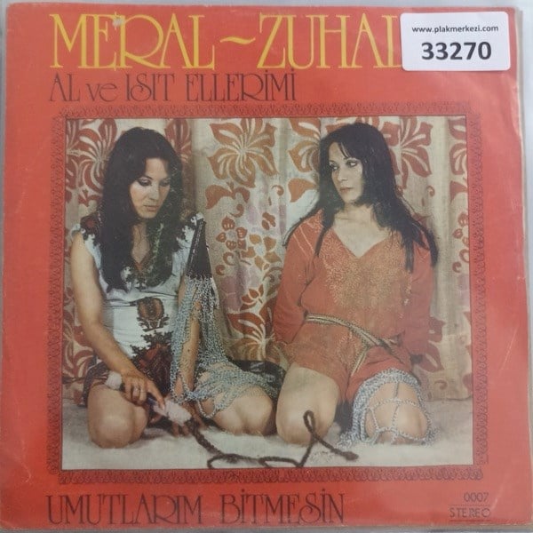 meral-zuhal-al-ve-isit-ellerimi-umutla-34b-58.jpg