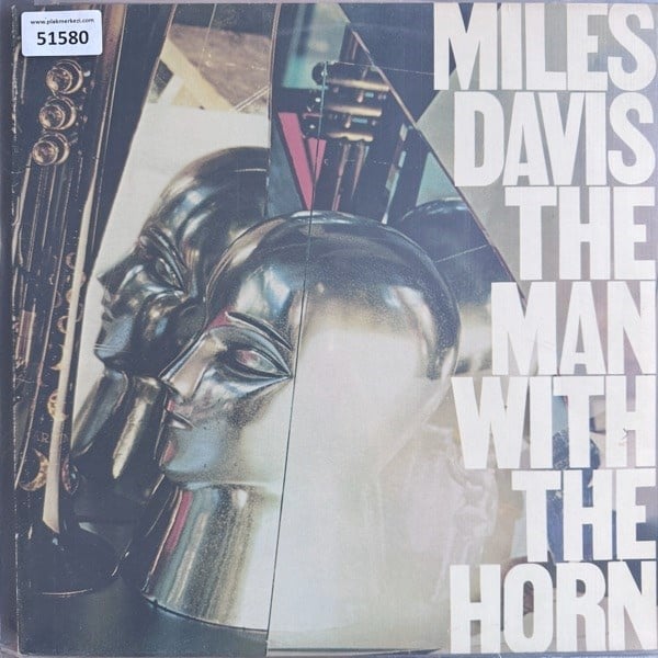 miles-davis-the-man-with-the-horn-1981-0-19f8.jpg