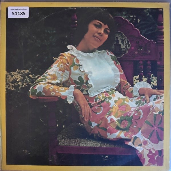 mireille-mathieu-histoire-1974-turkiye-c02-8e.jpg
