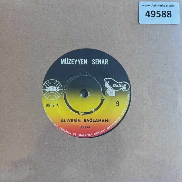 muzeyyen-senar-aliverin-baglamami-duri-2-bb9a.jpg
