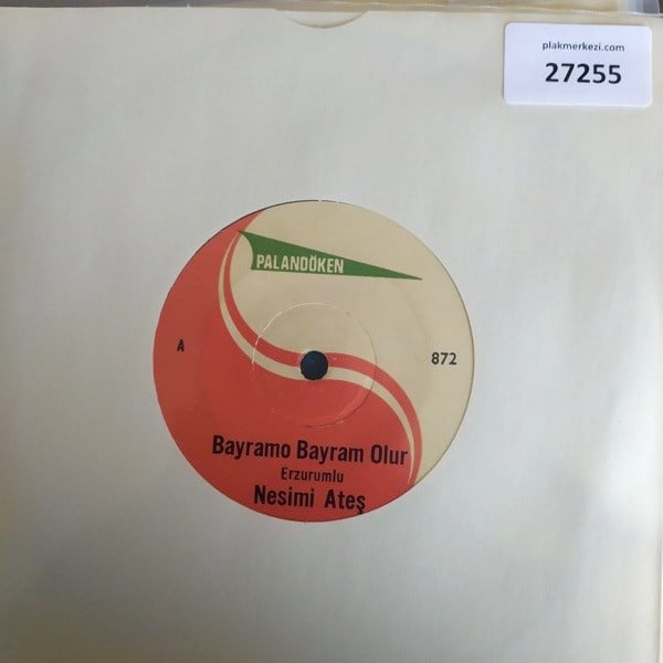 nesimi-ates-bayramo-bayram-olur-ey-sak-9c-d07.jpg