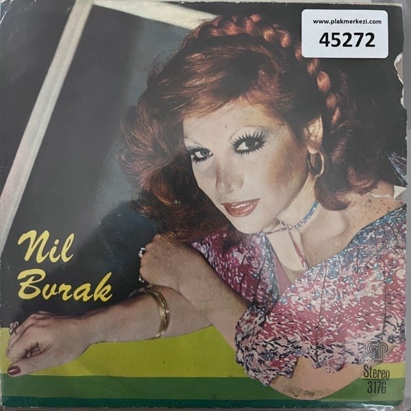 nil-burak-bir-eski-sarki-birisine-biri-0a7285.jpg
