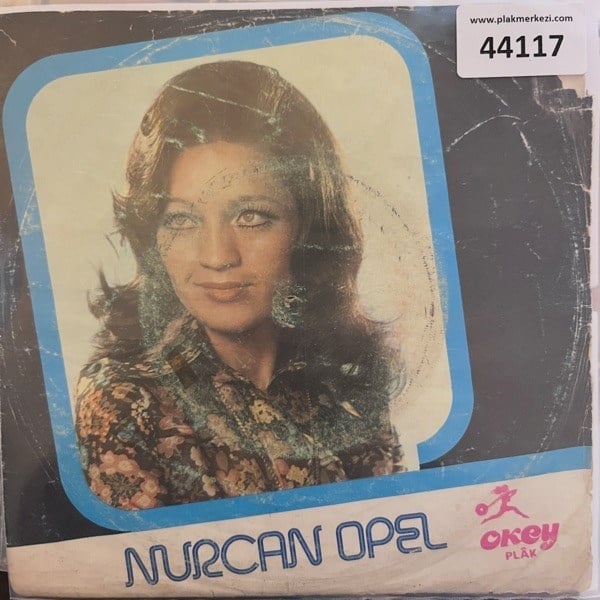 nurcan-opel-kucuksun-daha-buyu-aysem-t--be79-.jpg