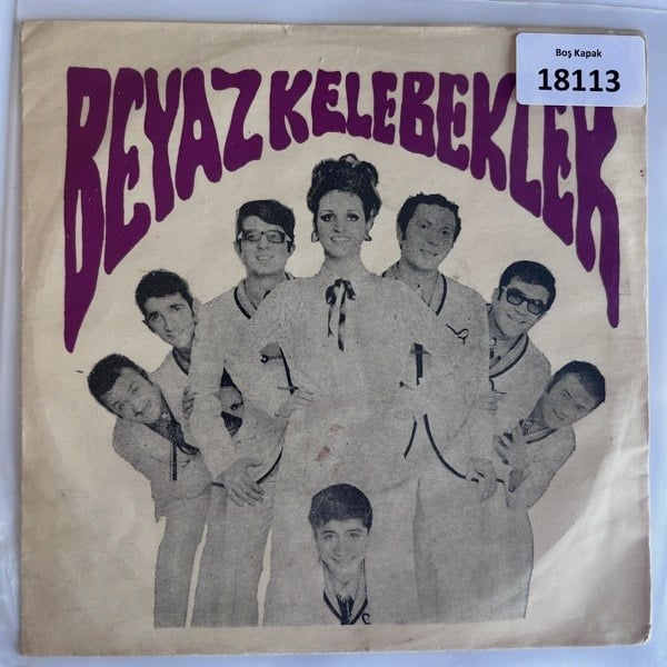 sadece-kapak-_-beyaz-kelebekler-_-3032--4a2b-.jpg