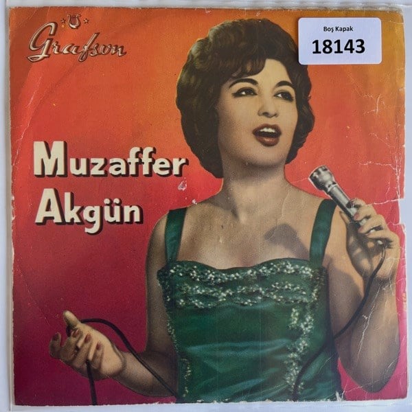 sadece-kapak-_-muzaffer-akgun-_-grafso-51b-83.jpg