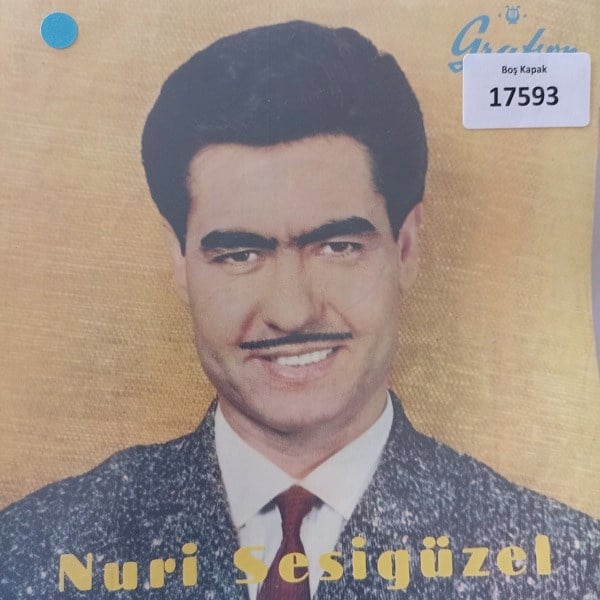 sadece-kapak-_-nuri-sesiguzel-_-grafso-be77a-.jpg