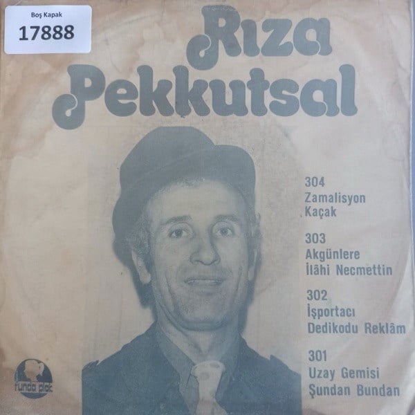 sadece-kapak-_-riza-pekkutsal-_-funda--e28-7b.jpg