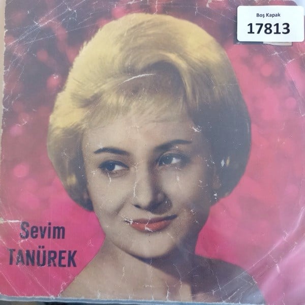 sadece-kapak-_-sevim-tanurek-_-pathe-1-80e0af.jpg