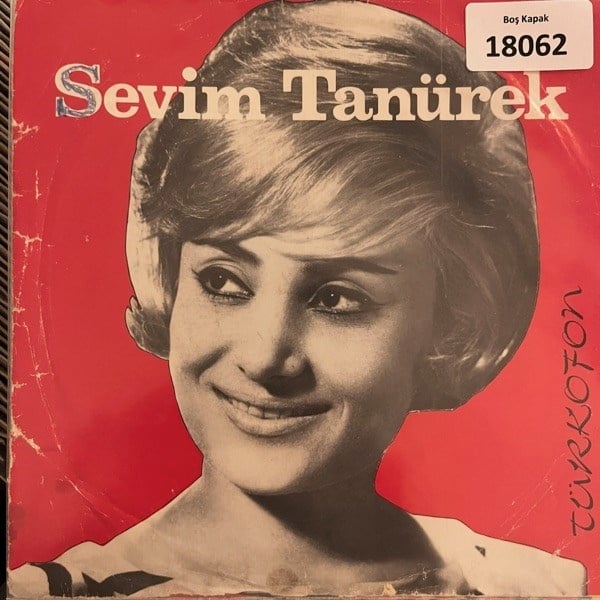 sadece-kapak-_-sevim-tanurek-_-turkofo-2ad00-.jpg
