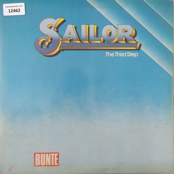 sailor-the-third-step-acilir-kapak-mad-eaf4-4.jpg