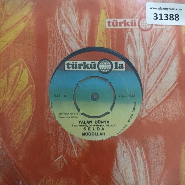 selda-mogollar-yalan-dunya-kalenin-dib-ae-814.jpg