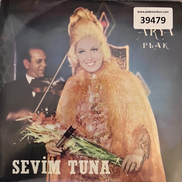 sevim-tuna-ne-gelirse-basima-gunah-ben-4d-430.jpg
