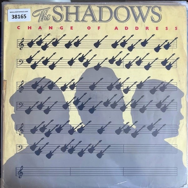 the-shadows-change-of-address-1980-tur--44a8-.jpg