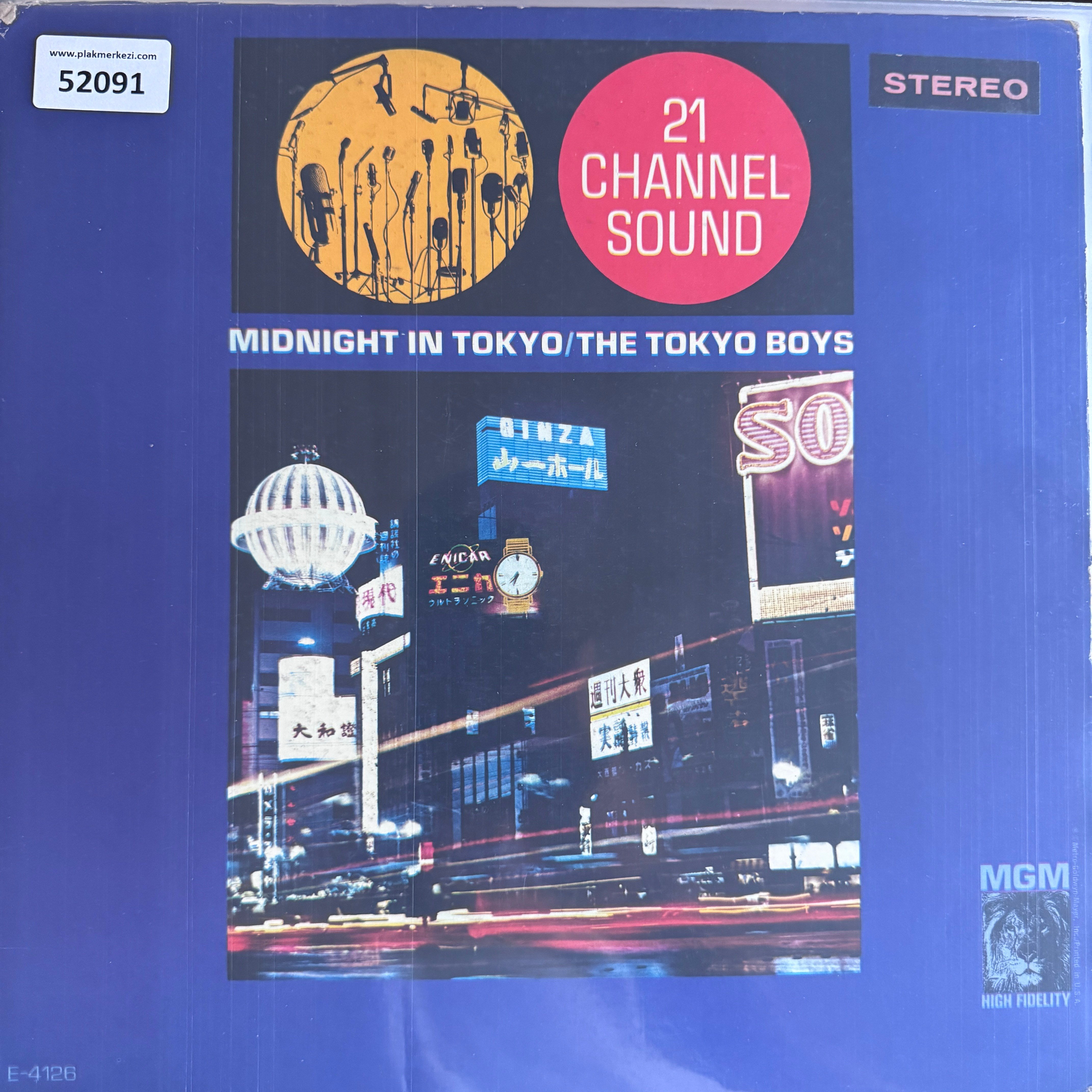 the-tokyo-boys-midnight-in-tokyo-acili-b8f5-4.jpg