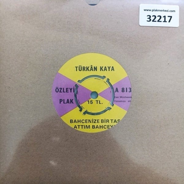 turkan-kaya-bahcenize-bir-tas-attim-ba-89bdbc.jpg