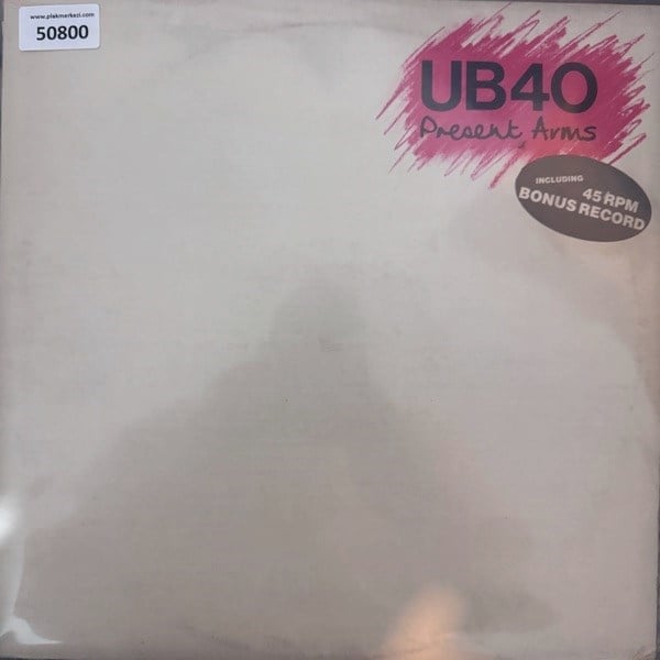 ub-40-present-arms-insert-var-1981-alm-33-4f6.jpg