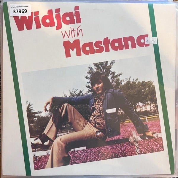 widjai-with-mastana-widjai-with-mastan-4e9d-b.jpg
