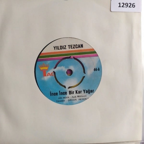 yildiz-tezcan-ince-ince-bir-kar-yagar--93d0-2.jpg