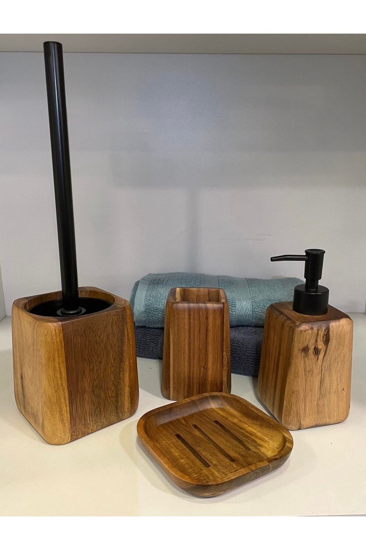 Jardim 4 Lü Ahşap Banyo Seti