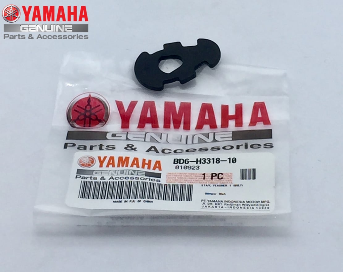 SİNYAL TUTUCU PLASTİK / YAMAHA / YZF R25 / 250cc / SİNYAL TUTUCU PLASTİK / 2014-2015-2016-2017-2018-2019-2020-2021-2022-2023-2024