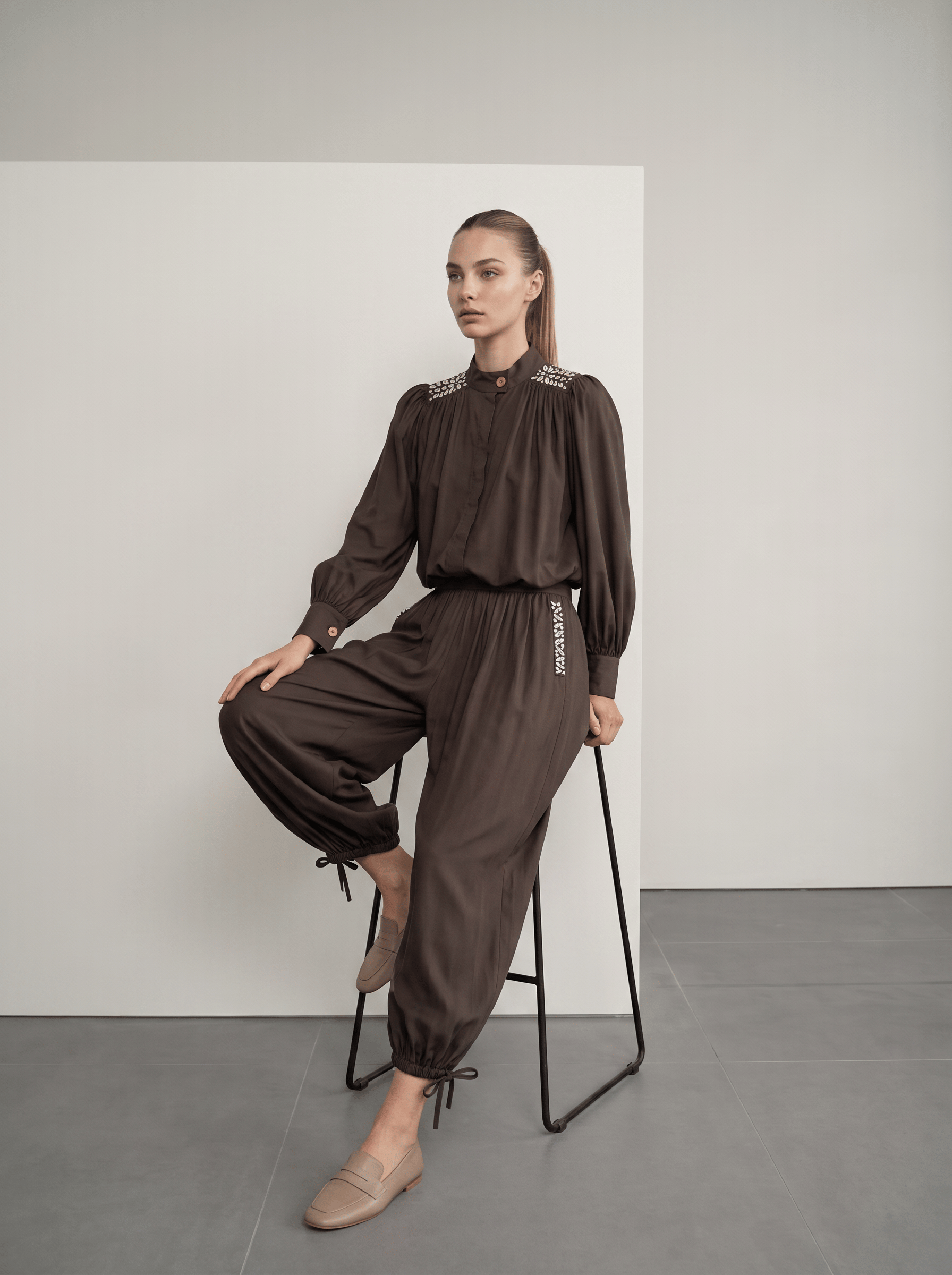 TAŞ DETAYLI MONT&ARKASI LASTİKLİ  PANTOLON TAKIM