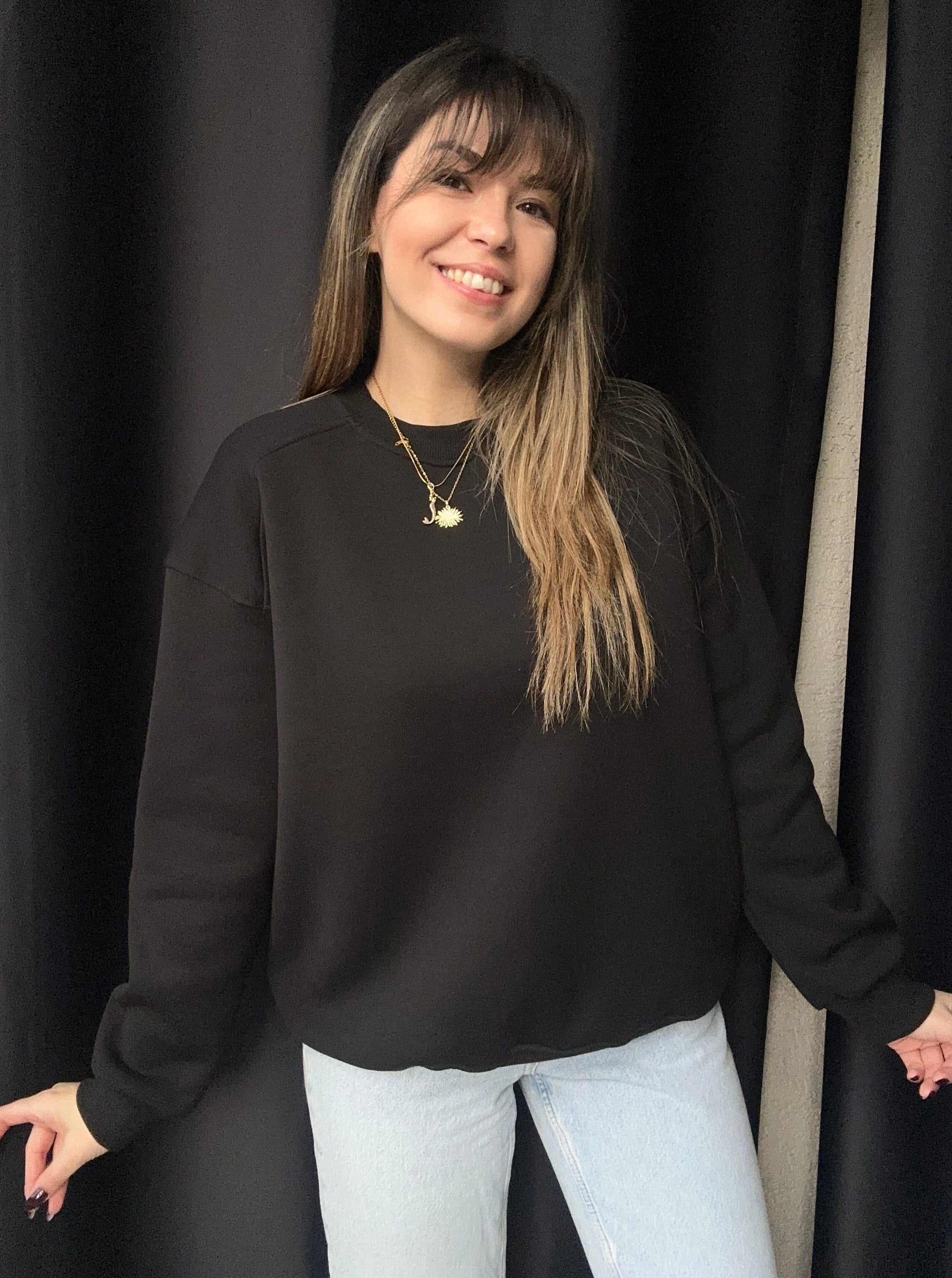 Omuz Dikiş Detaylı Siyah Oversiz Sweat